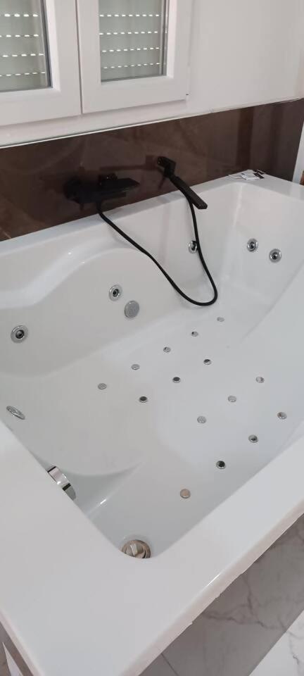Urban Premium Jacuzzi Estudio Centrico Alicante Esterno foto